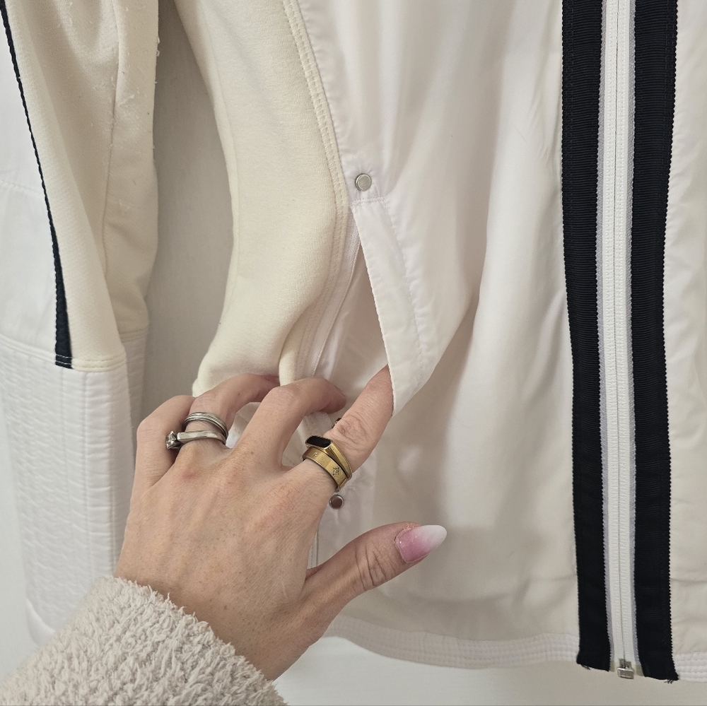 Lululemon White /cream High Neck Fleece Lined Jacket Size 8 - Picture 3 of 8